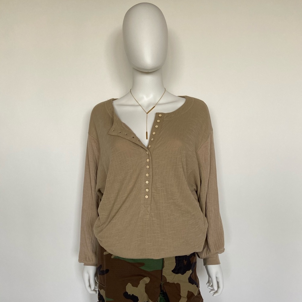 (NWOT Free People) We the People Back at It Henley